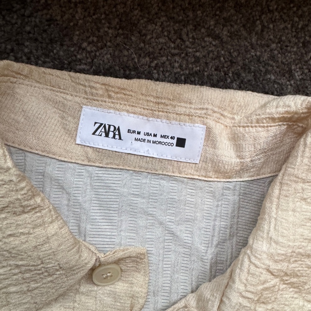 Zara Beige Short Sleeve Men's Shirt - Picture 2 of 3